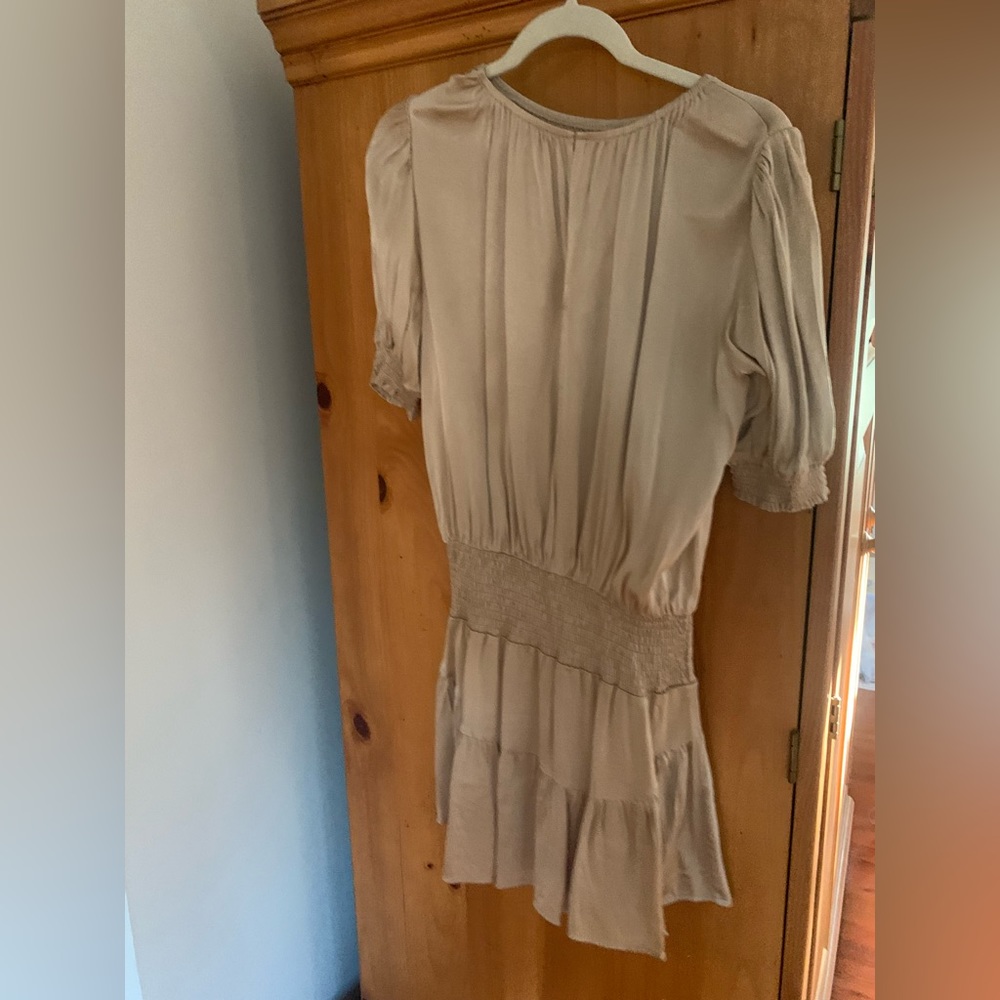 Beige silk mini